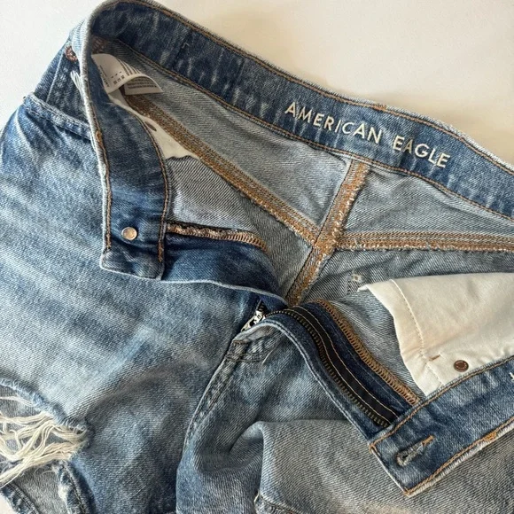 American Eagle Outfitters Distressed Blue Jean Shorts - Picture 4 of 6
